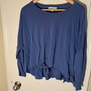 Gorgeous blue amour vert long sleeve tie waist tee. Size medium.